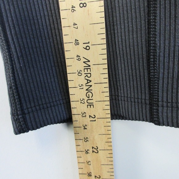 Lululemon Women's Ribbed Softstreme T-Shirt 6 Grey Short Sleeve Easy Dry 260 - Picture 8 of 10
